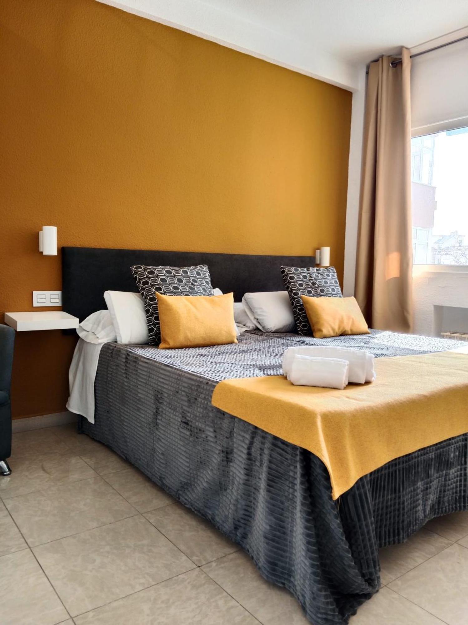 Apartamentos El Velero Τορρεμολίνος Δωμάτιο φωτογραφία