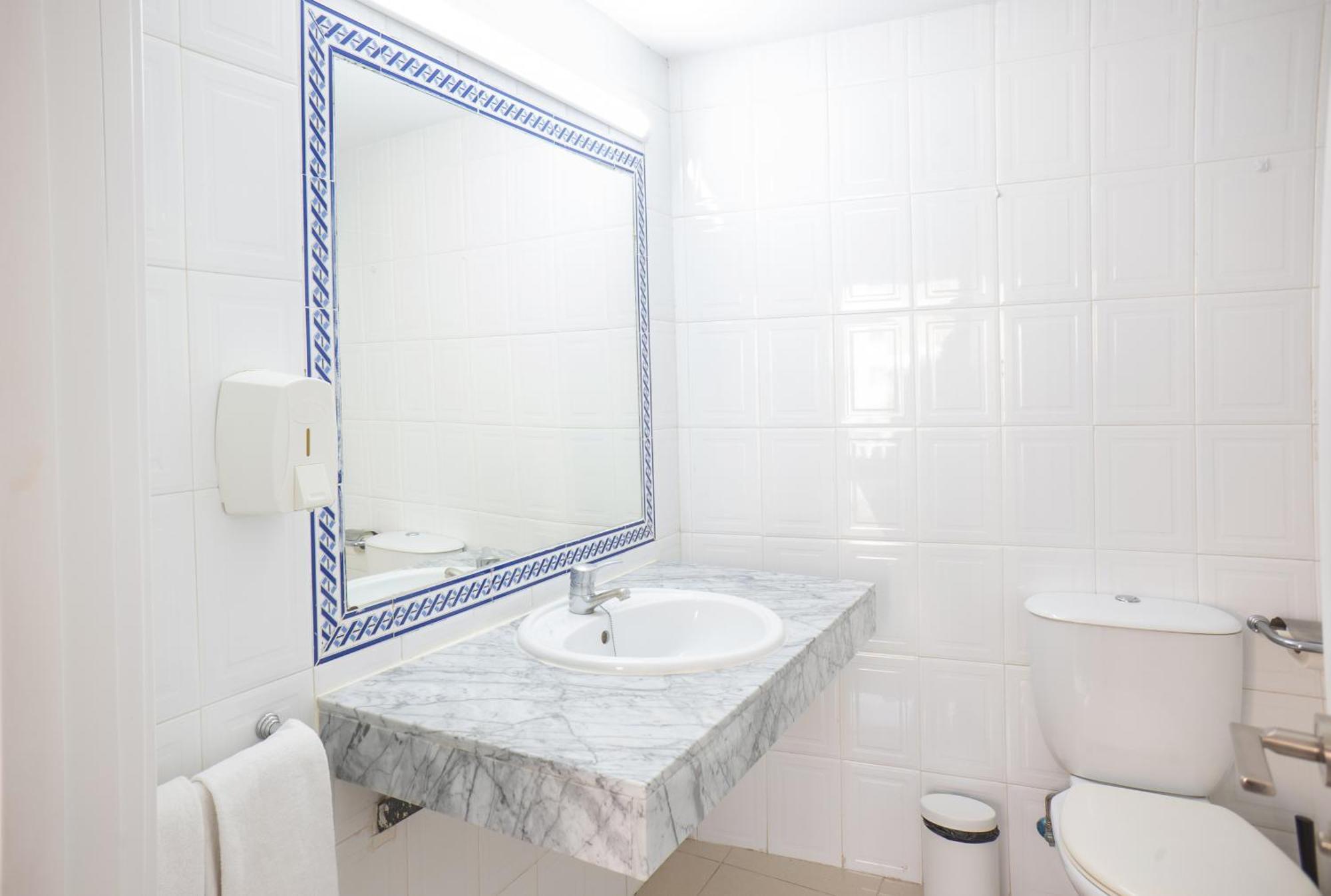 Apartamentos El Velero Τορρεμολίνος Εξωτερικό φωτογραφία